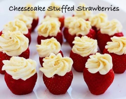 Cheese Cake Filled Strawberries