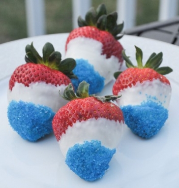 Champagne Soaked Red, White & Blue Chocolate-dipped Strawberries