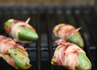 Bacon and Cheese Jalapeno Poppers