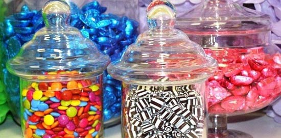 How To Build an Awesome Candy Bar Buffet