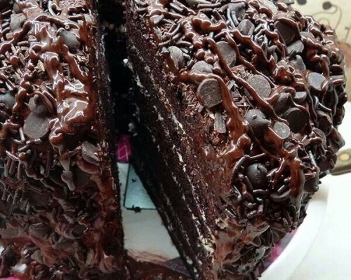 Chocolate fantasy heaven cake