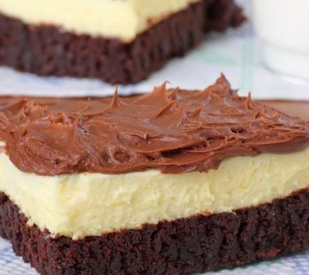 Brownie Bottom Cheesecake with Chocolate Frosting